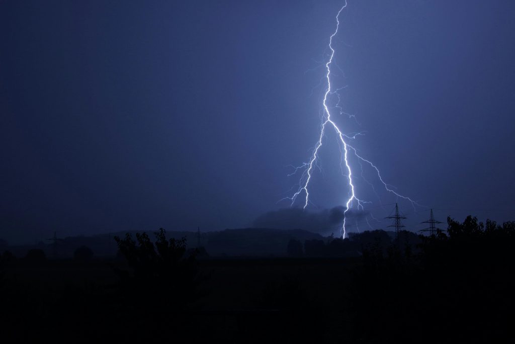 Orage en tente de toit