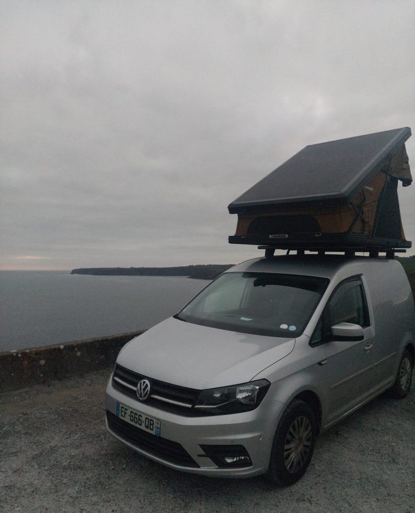 tente de toit rigide Swisskings sur VW Caddy